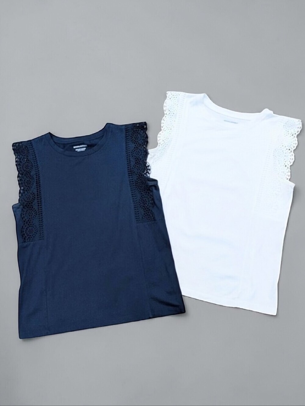 Banana Republic Breathable Supima Cotton Set of 2 Eyelet Ruffle Tops Navy White
